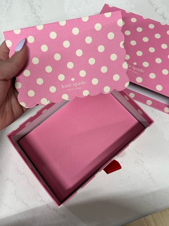 kate spade Other - Kate Spade polka dot blank pink cards with scalloped trim